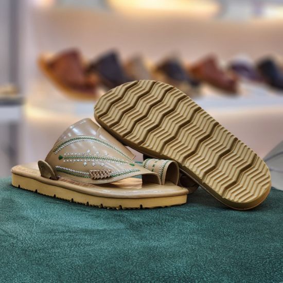 صورة زبيري وطني مطرز مديل و35